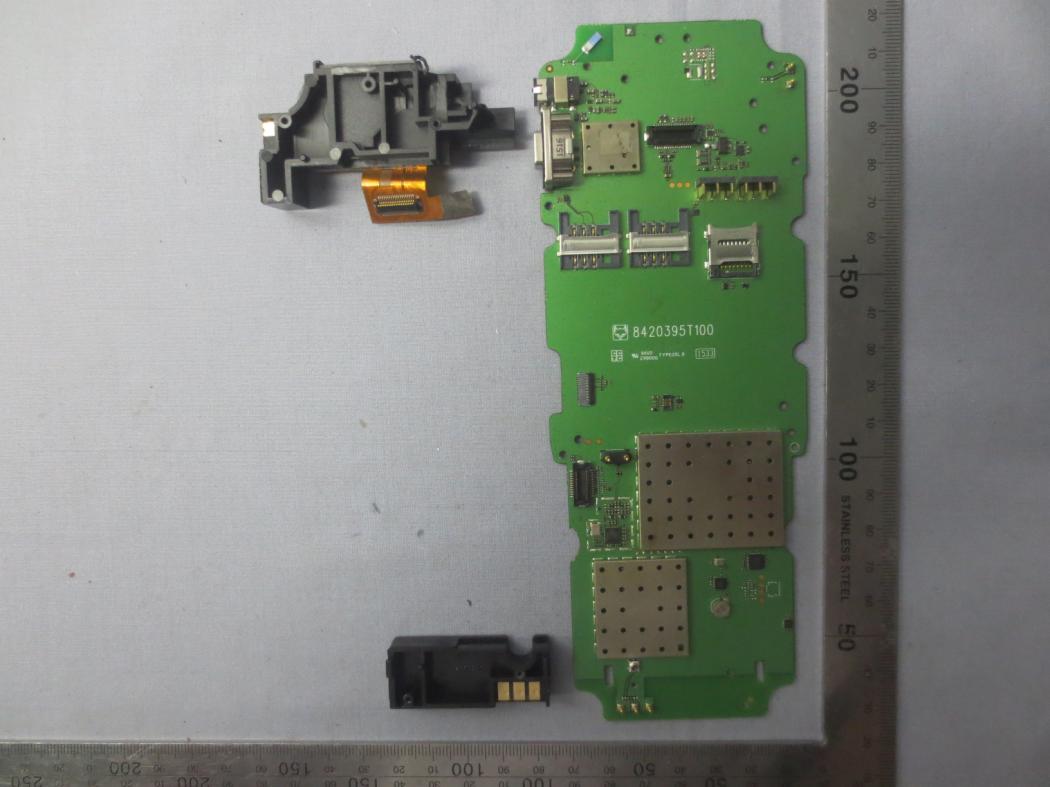 FCC ID SY4-B01006 Internal Photos