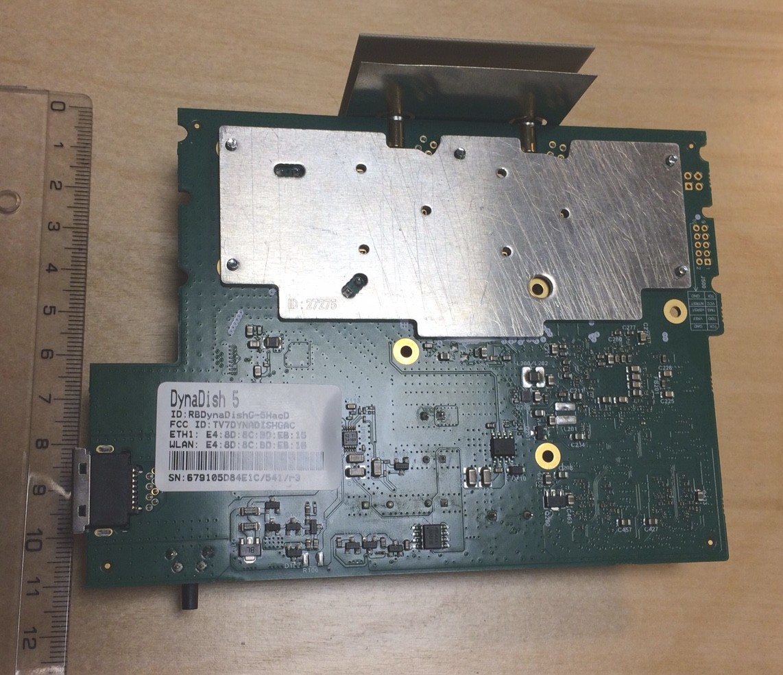 FCC ID TV7DYNADISHGAC Internal Photos