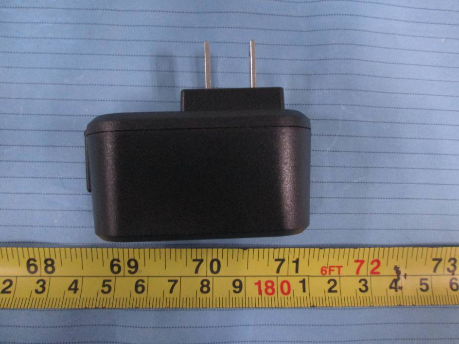 FCC ID UOSAM402 External Photos