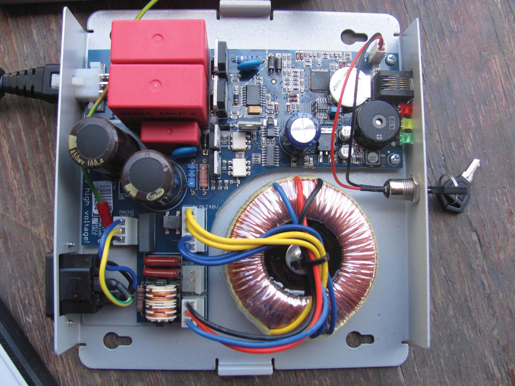 FCC ID UXT-P-ADSC Internal Photos
