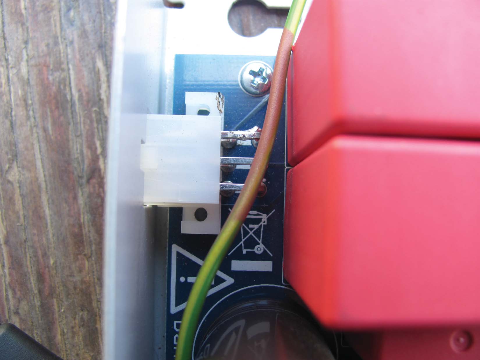 FCC ID UXT-P-ADSC Internal Photos