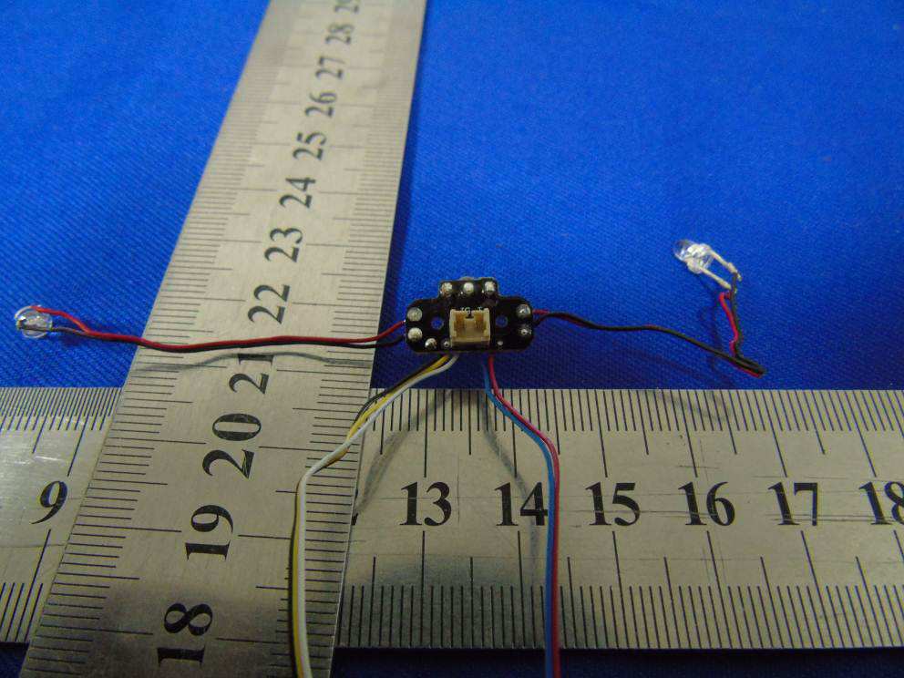 FCC ID VLESW-1983R Internal Photos