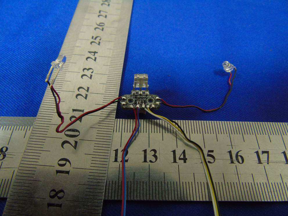 FCC ID VLESW-1983R Internal Photos