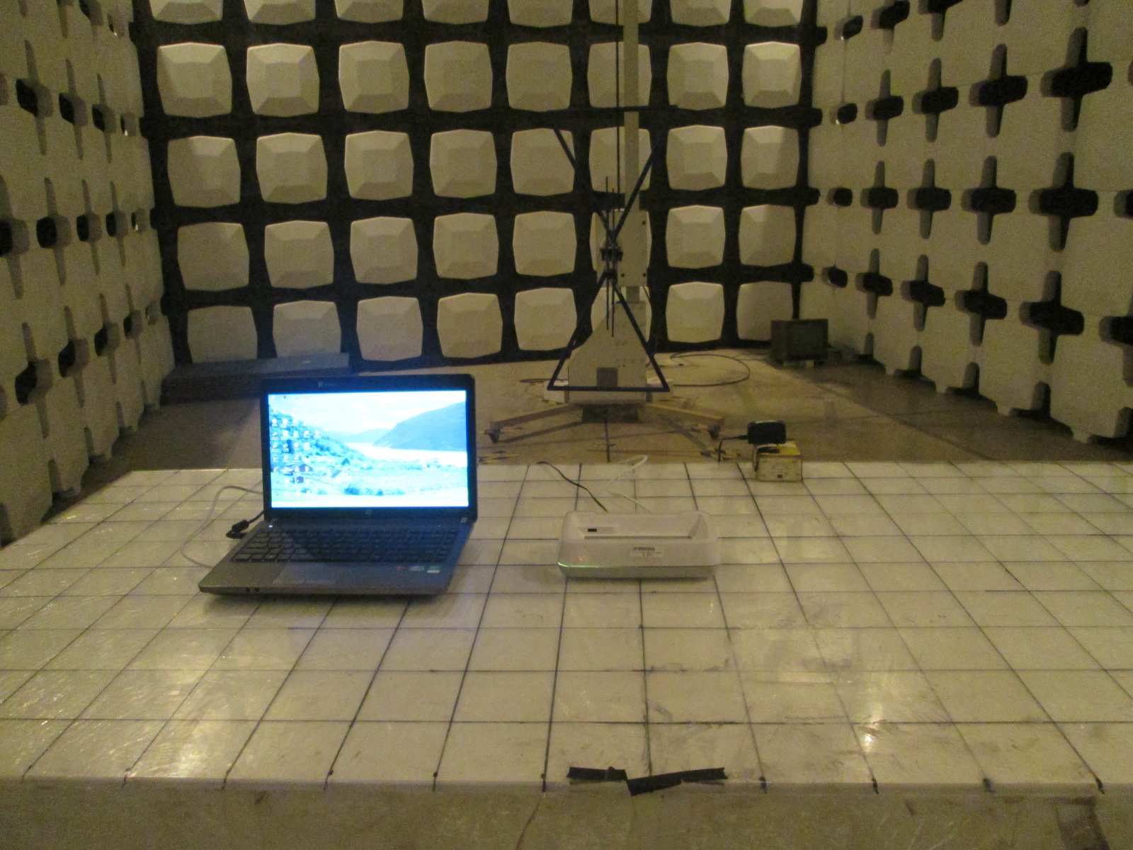 FCC ID VMISWO-HUB01K Test Setup Photos