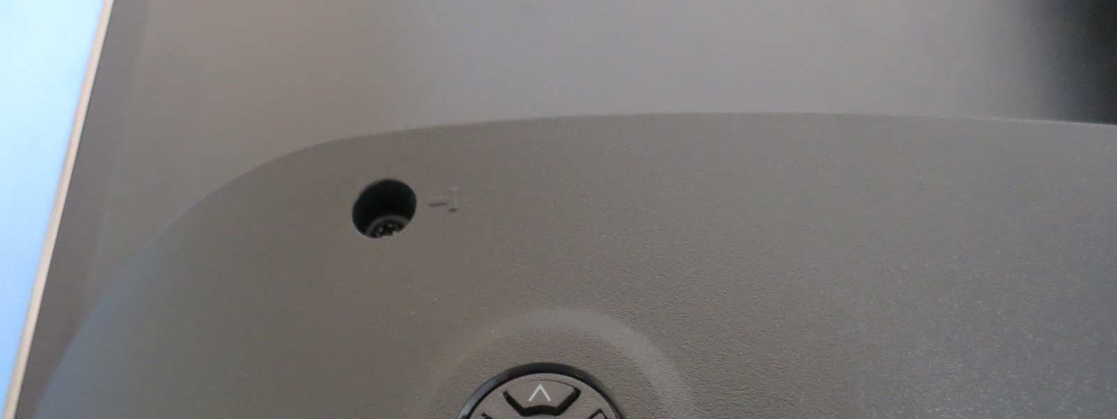 FCC ID W8U55P607 External Photos