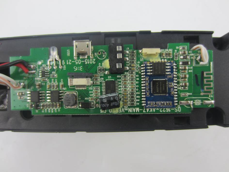 FCC ID WC2-CLOUDFOXB7 Internal Photos