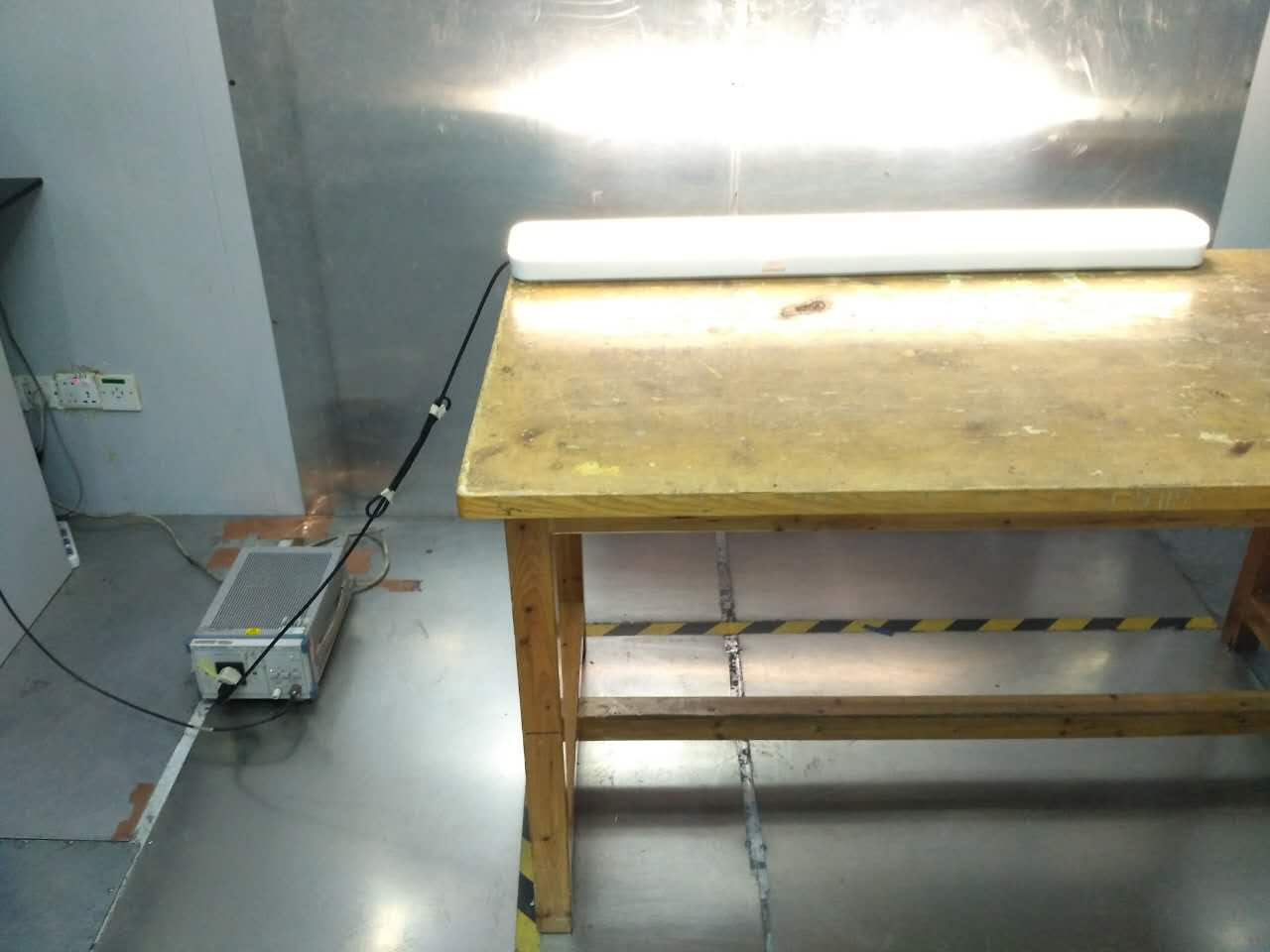 FCC ID WUI-LM55973 Test Setup Photos