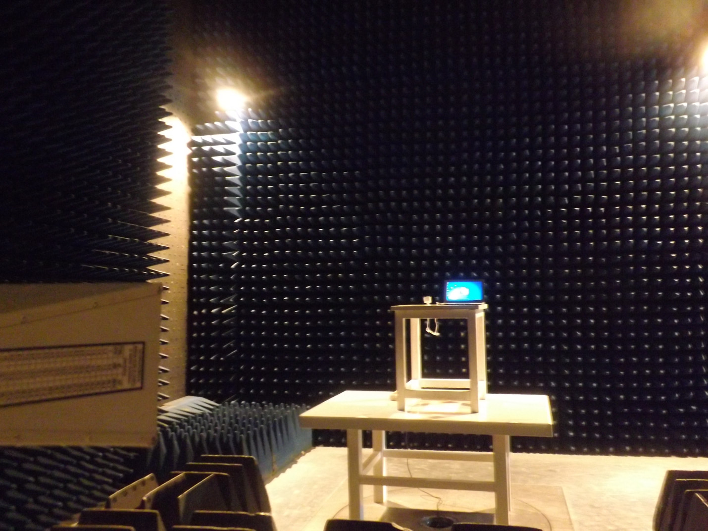 FCC ID XBAFT100-D Test Setup Photos