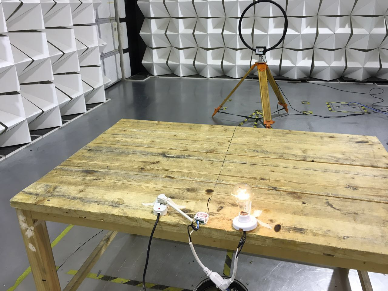 FCC ID XBAFT111 Test Setup Photos