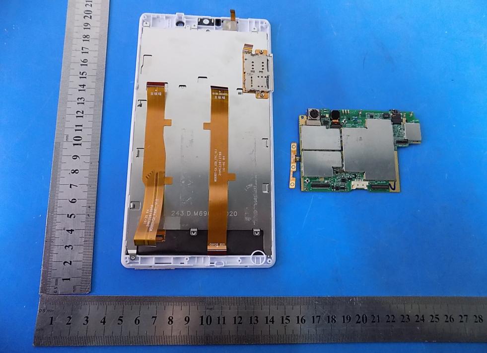 FCC ID XMF-MID6901 Internal Photos