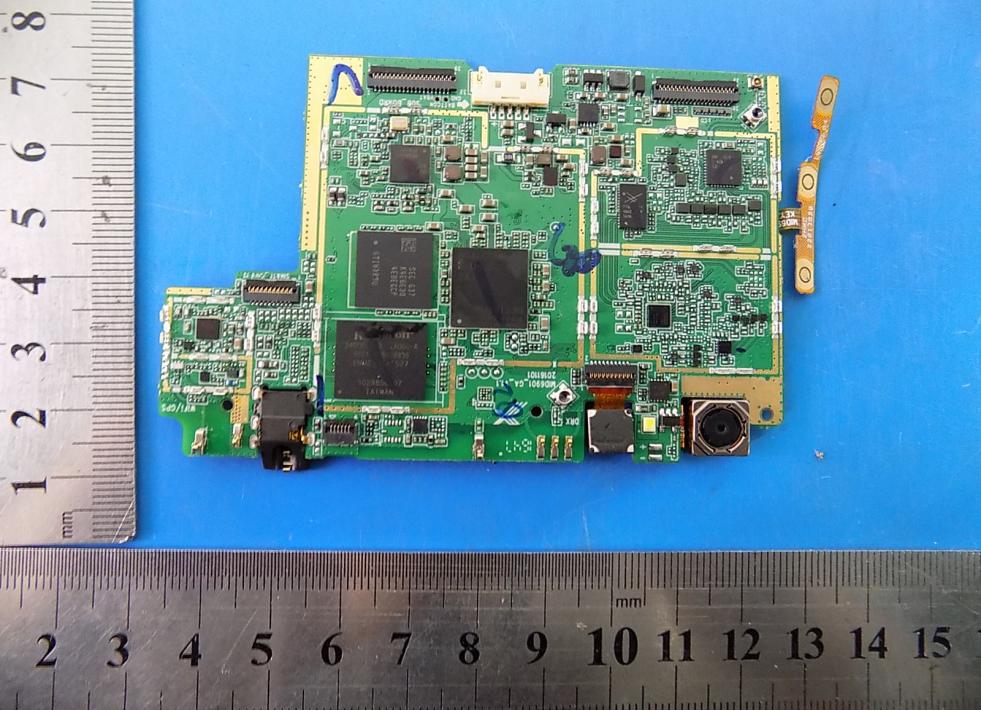 FCC ID XMF-MID6901 Internal Photos