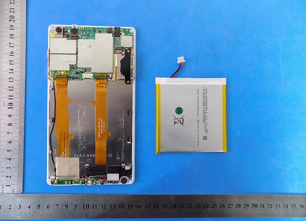 FCC ID XMF-MID6901 Internal Photos