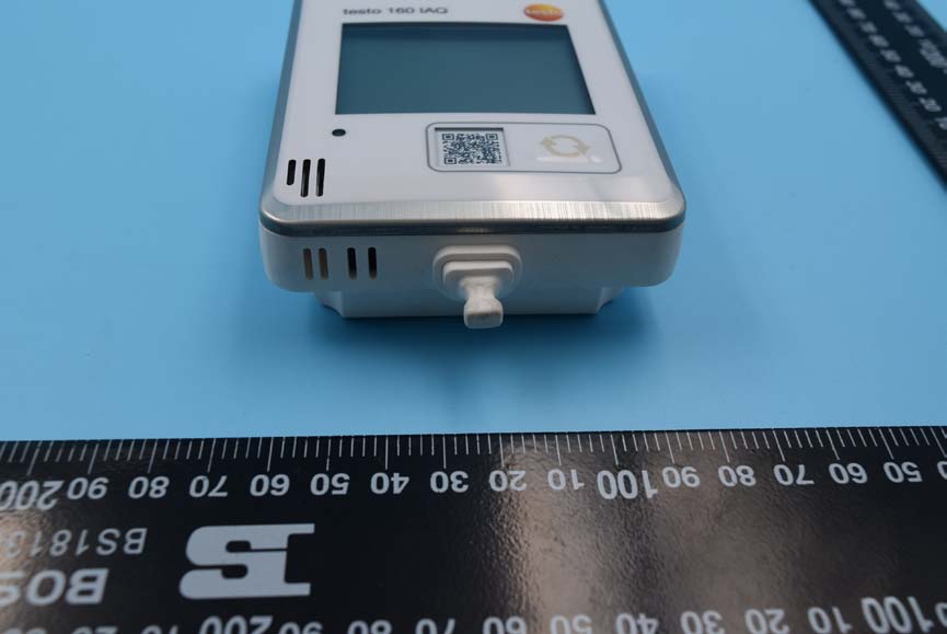 FCC ID XQW-FBTPR5002 ID Label Location Info