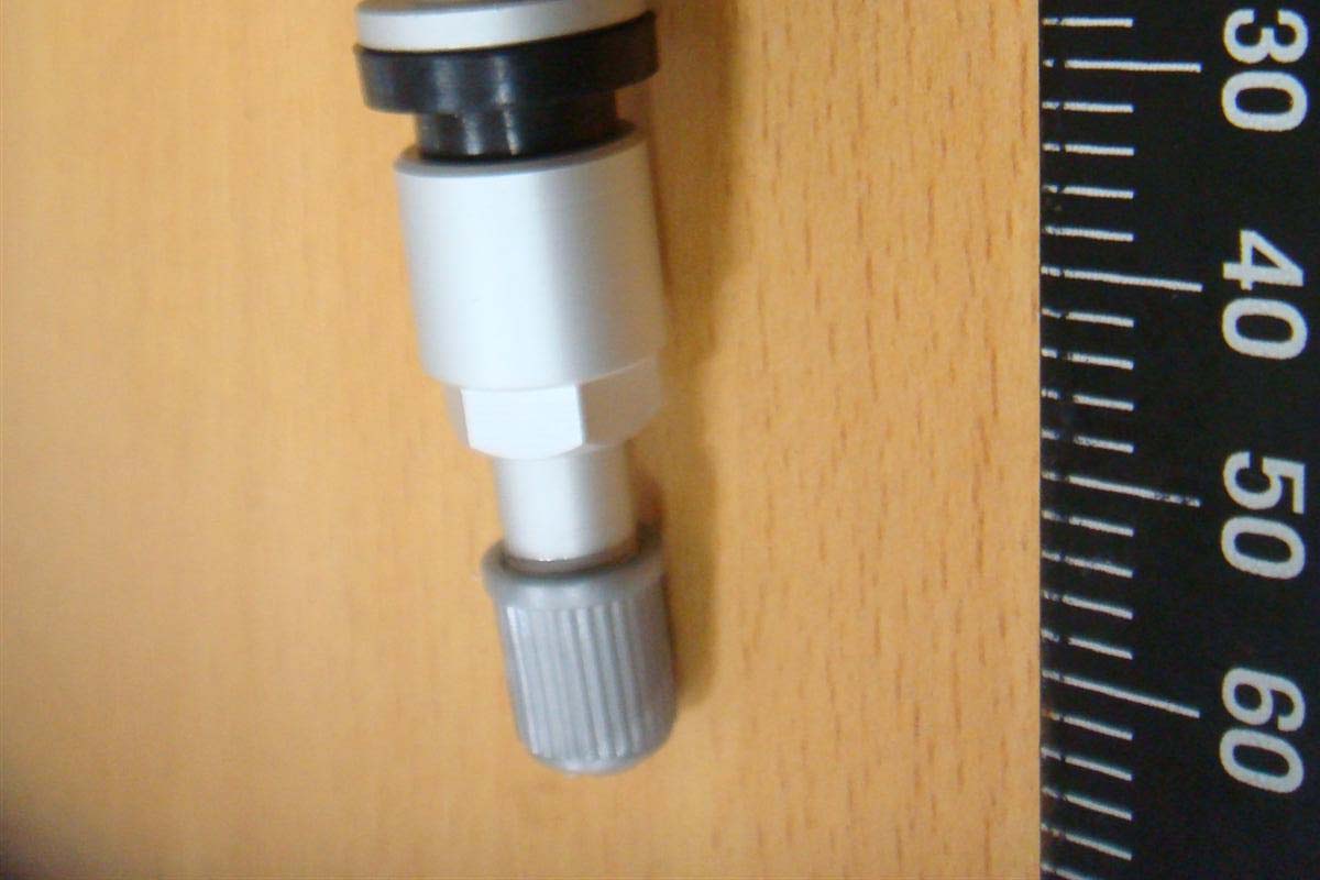 FCC ID XVBU1F02 External Photos