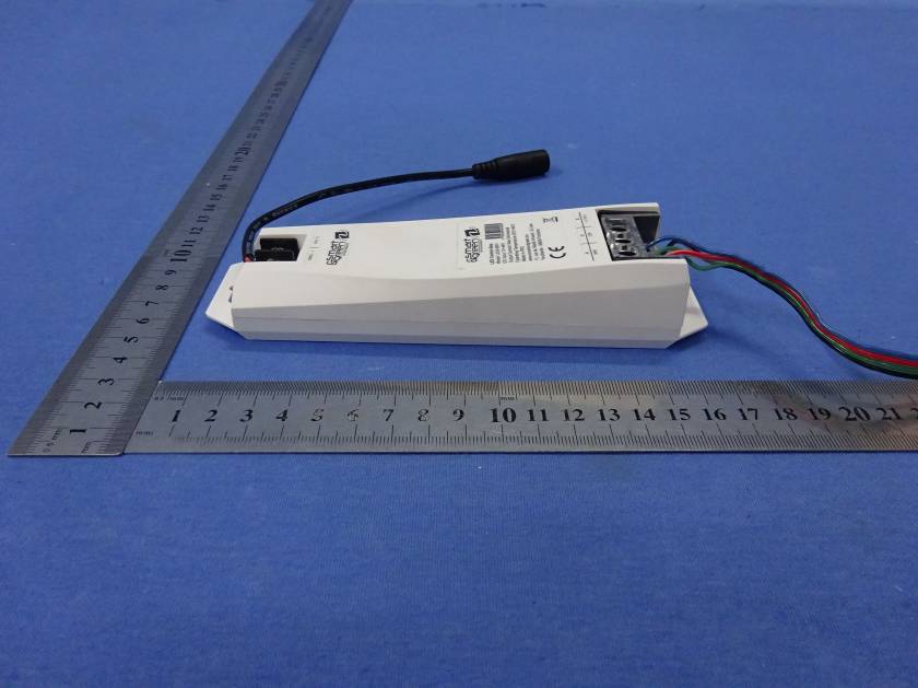 FCC ID Y9P-CONTROL-BOX External Photos