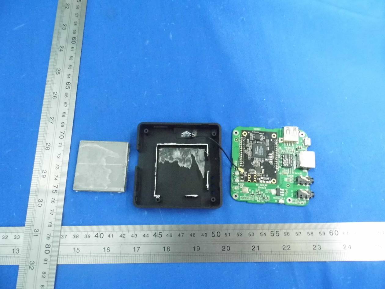 FCC ID ZXZWFA02 Internal Photos