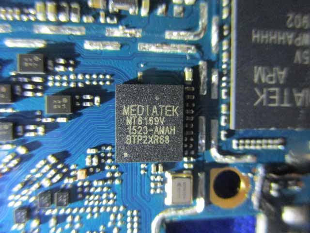 FCC ID ZYPTREAT Internal Photos
