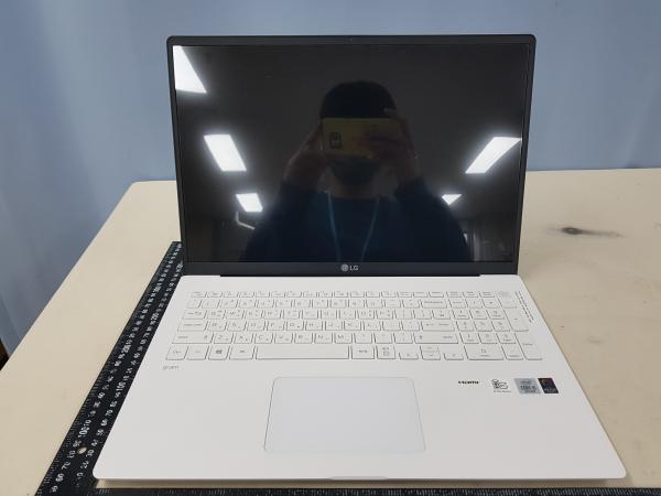 Notebook Computer Product photo