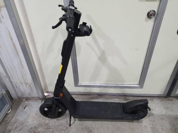 Electric Board (Electric Kickboard) Product photo