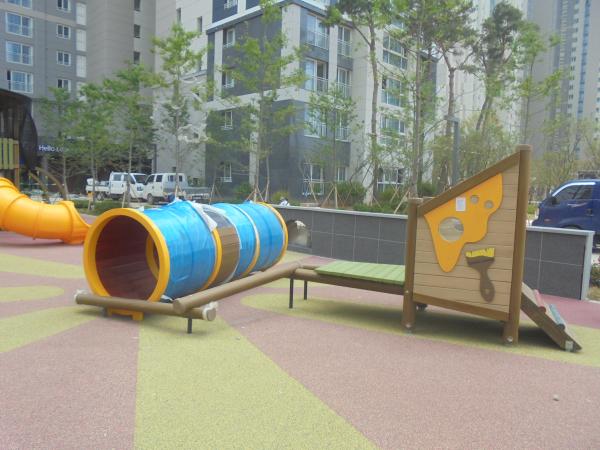 Children's play equipment Product photo