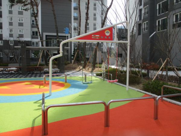 Children's play equipment Product photo