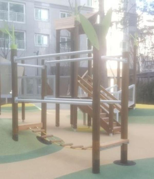 Children's play equipment Product photo