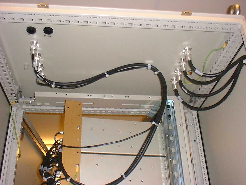 Lid rear