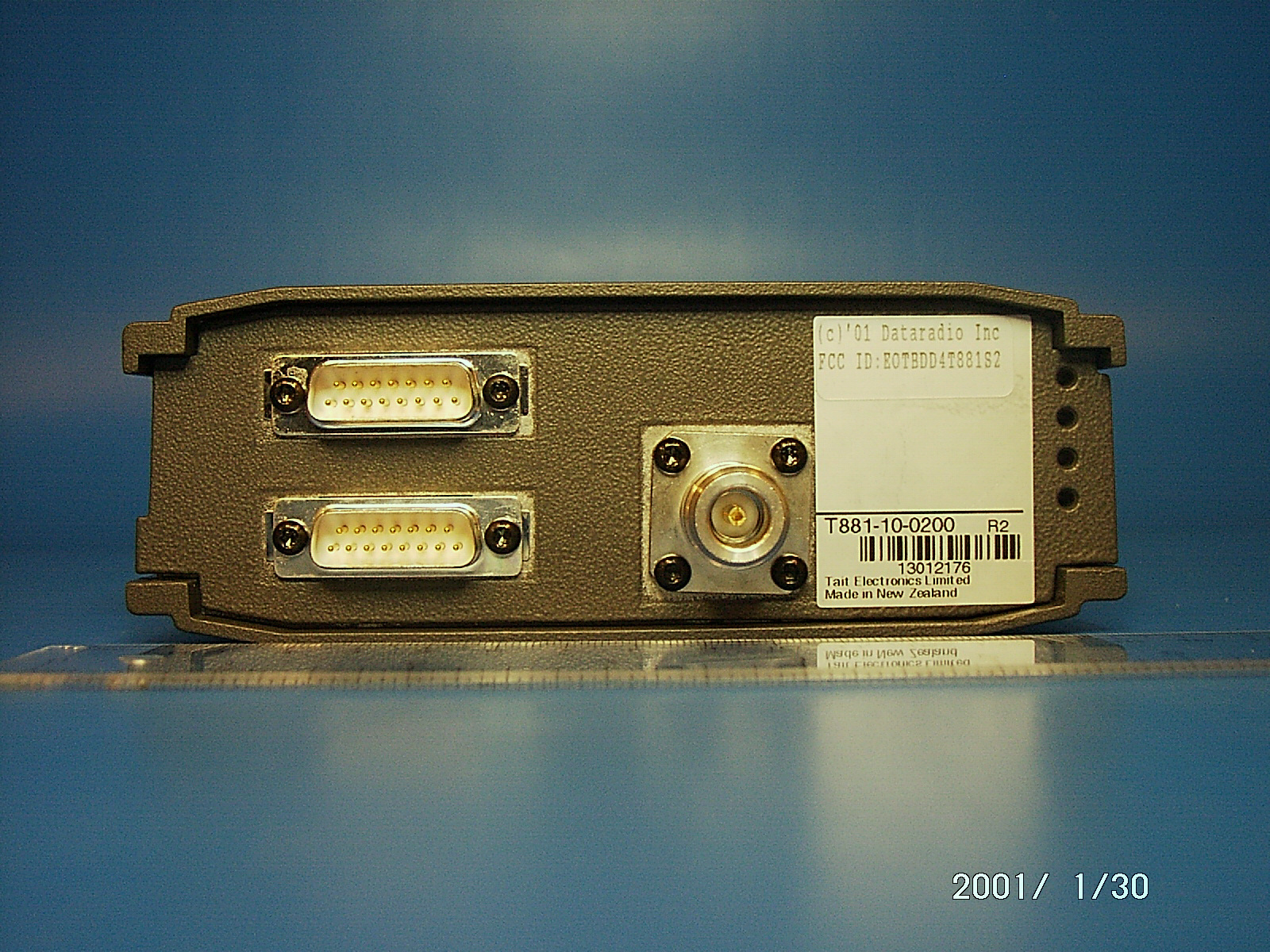 rear view with FCC ID label info