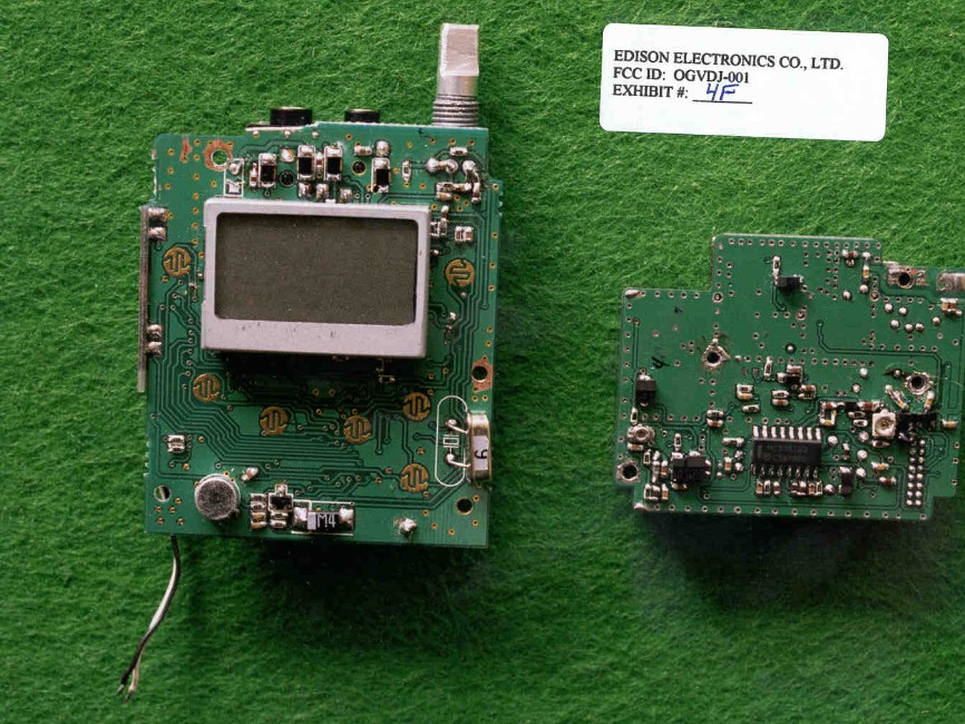 INTERNAL SOLDER SIDE WITH TUNTER SOLDER SIDE IN VIEW